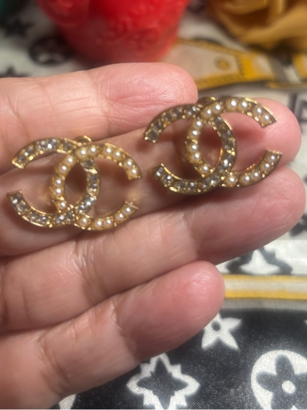 Pearl CC Logo Stud Earrings - Gold